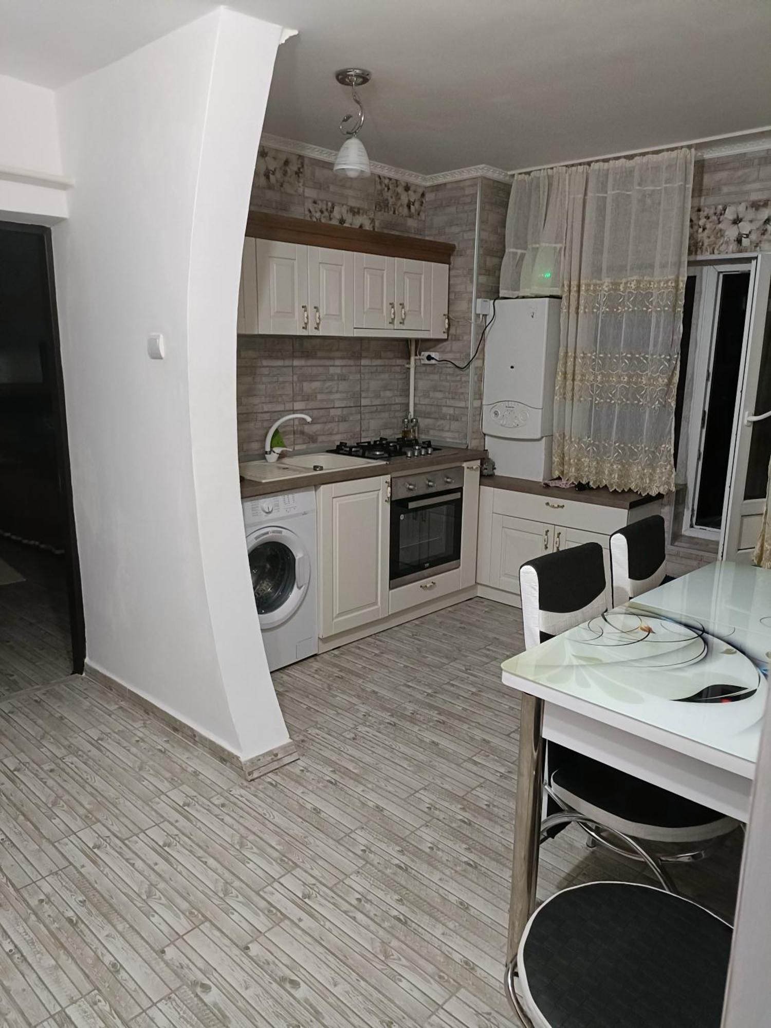 Apartament Manu Tg Neamt Târgu Neamț Exteriör bild
